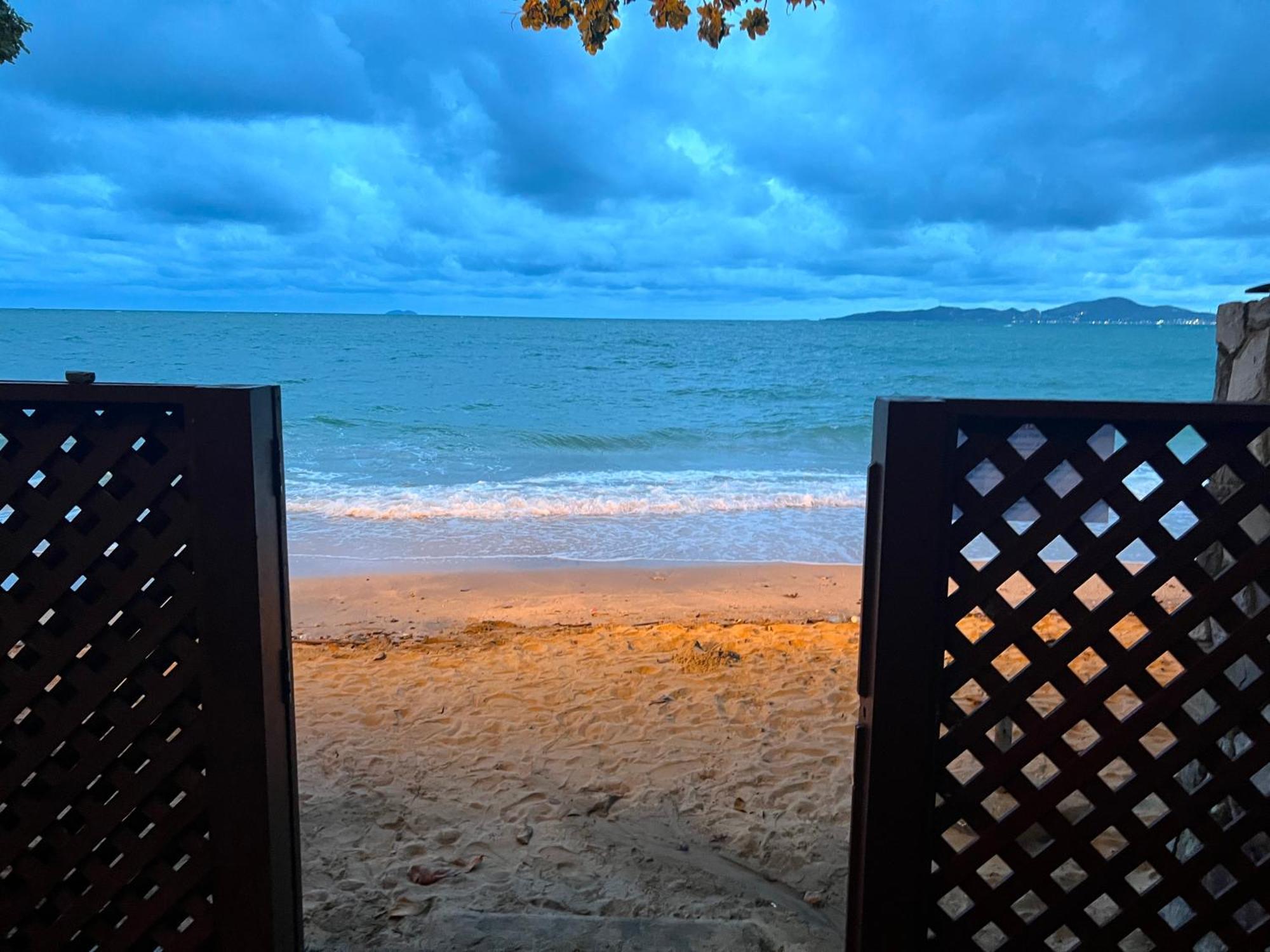 Siam Oriental Tropical Garden: Sea View Two-room * Pattaya